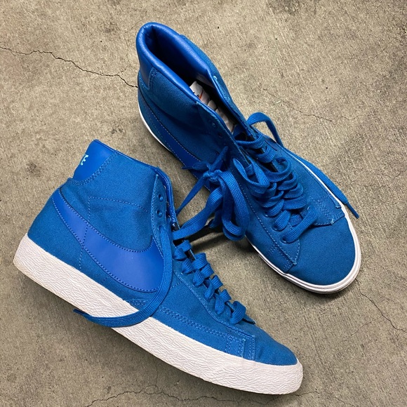 Nike Blazer Sneakers